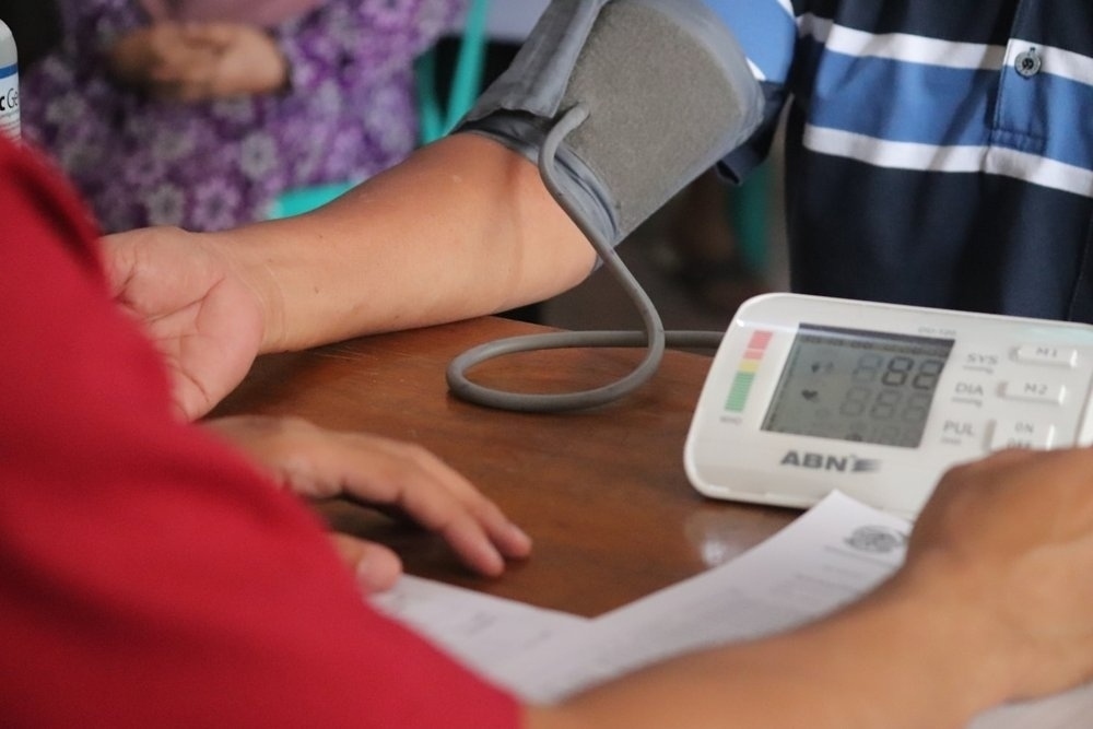 Nursing assessment, monitoring and education